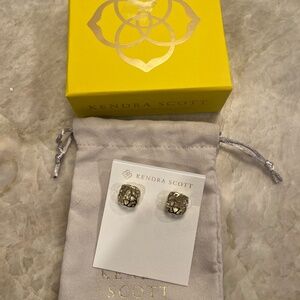 Kendra Scott Gold Tima Studs - NWT